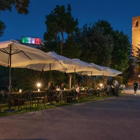 Osteria Belvedere 圣莱奥 外观 照片